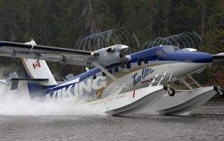 Twin Otter - Series 400 on amphibious floats - check out the prop vorticies! Photo: Viking Air